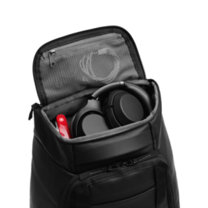 DB Hugger 30L Rucksack (Green)