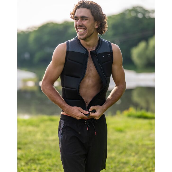 Follow Section Wakeboard Weste 2026 (Black)