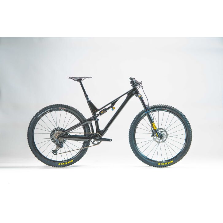 Unno Dash Race Mountainbike